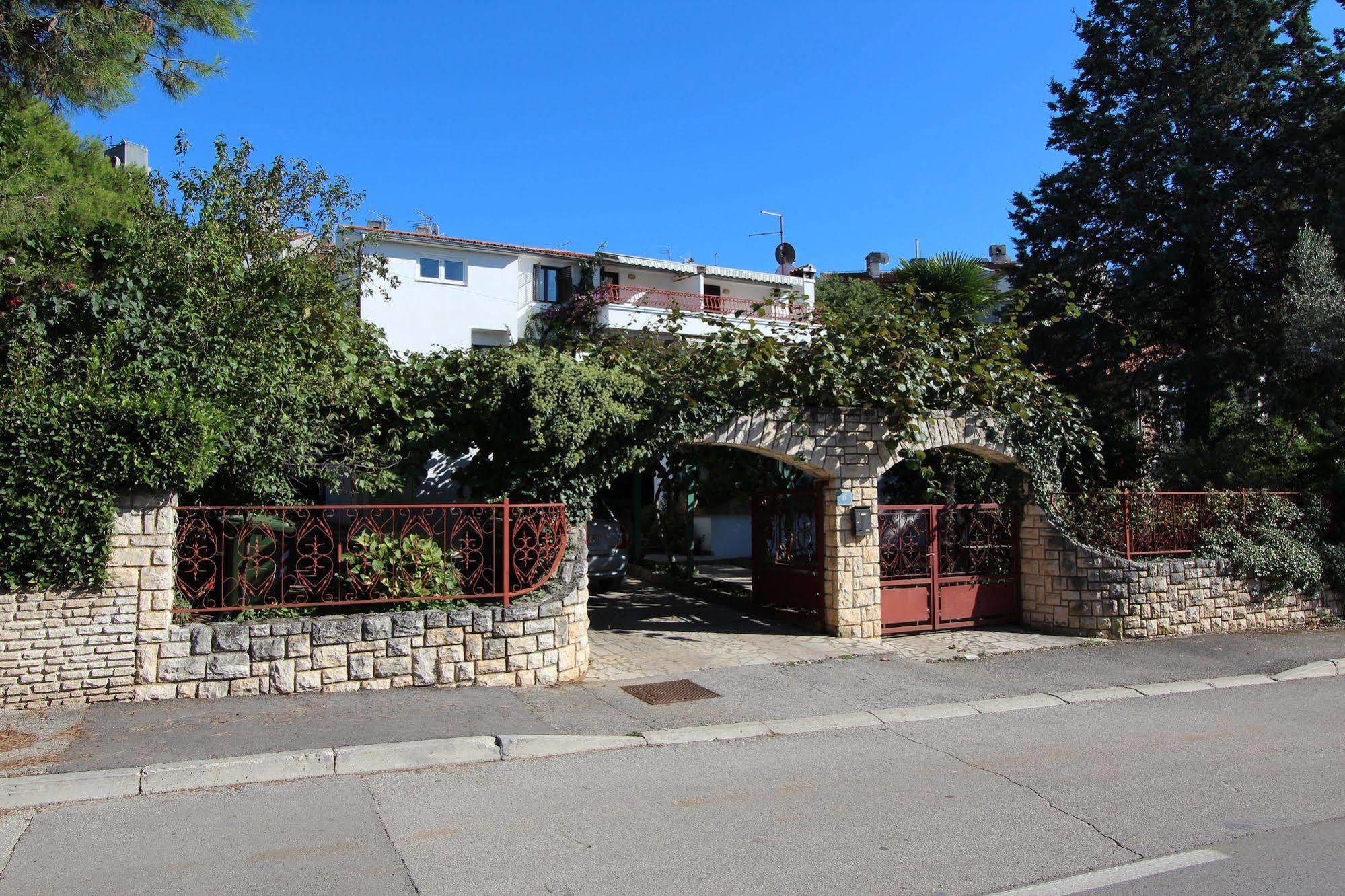 Apartments Tara Ρόβινι Εξωτερικό φωτογραφία